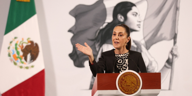 Mexico's President Claudia Sheinbaum speaks during her daily press conference at the National Palace in Mexico City on January 21, 2025 / ©AFP