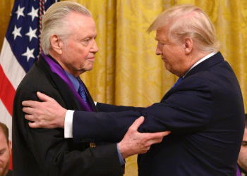 Jon Voight, one of Hollywood's few outspoken backers of Donald Trump, received the National Medal of Arts from the Republican during his first term / ©AFP